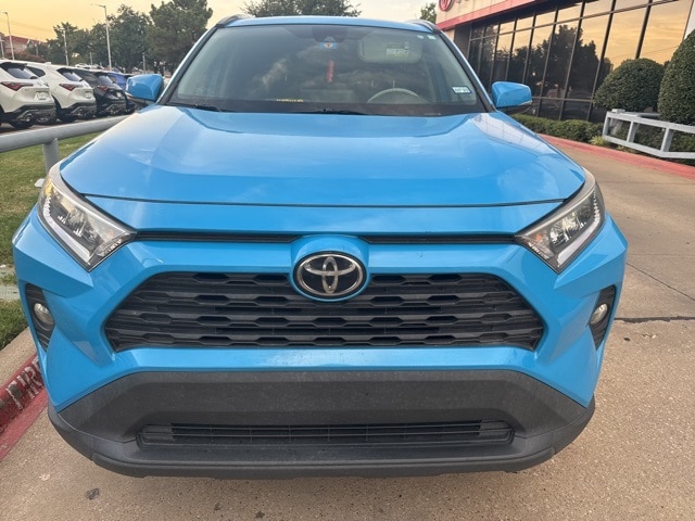 Used 2021 Toyota RAV4 XLE with VIN 2T3W1RFV8MW161812 for sale in Northfield, Minnesota
