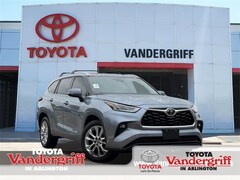 Used 2024 Toyota Highlander LE SUV Arlington