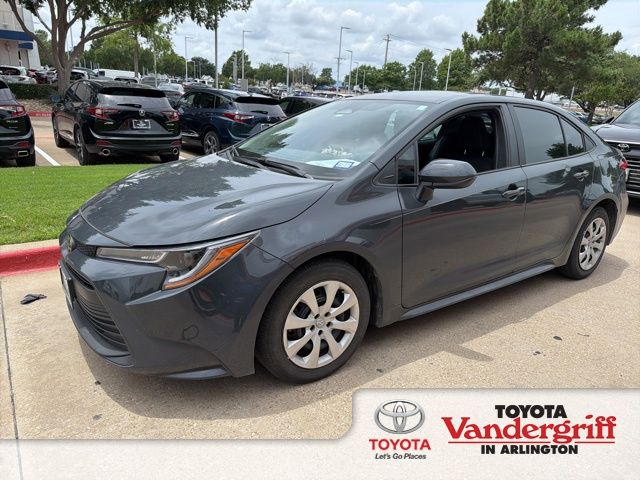 2025 Toyota Corolla LE CVT's photo