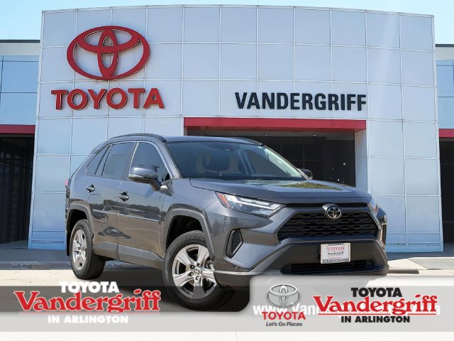 Used 2025 Toyota RAV4 XLE SUV Arlington