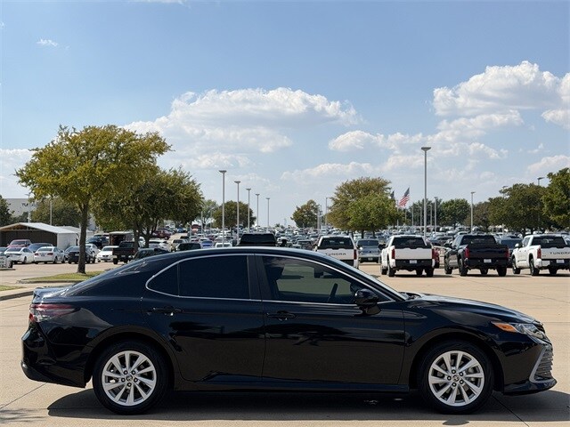 2024 Toyota Camry LE photo 2