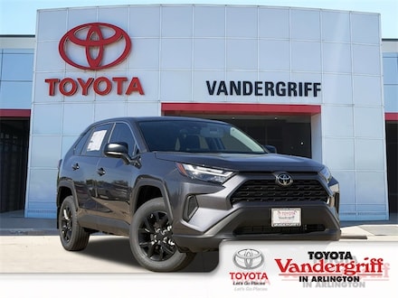 2025 Toyota RAV4 LE SUV