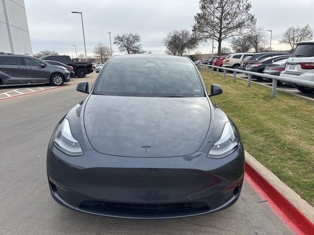 Used 2024 Tesla Model Y Long Range with VIN 7SAYGDEE0RA224832 for sale in Arlington, TX
