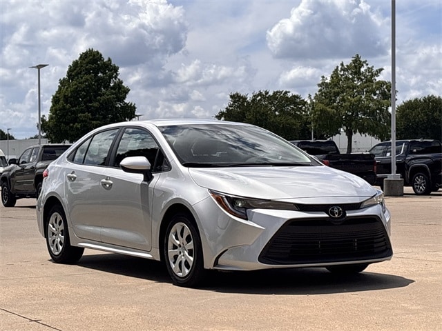 Certified 2024 Toyota Corolla LE with VIN 5YFB4MDE8RP084744 for sale in Northfield, Minnesota