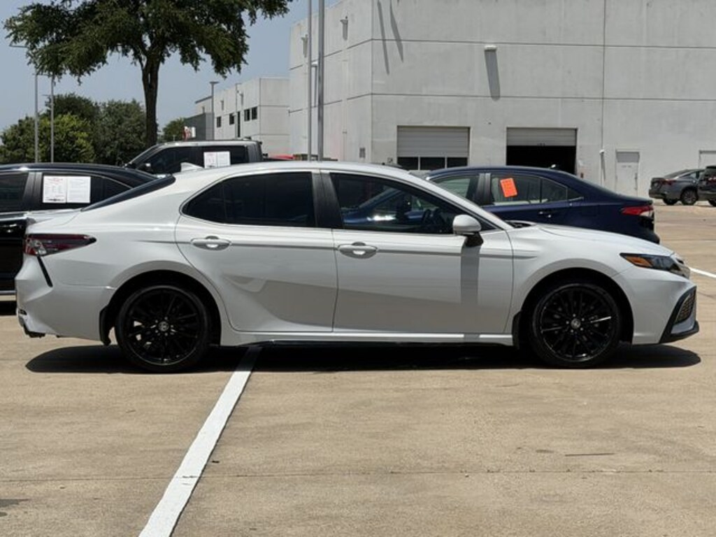 Used 2024 Toyota Camry SE Sedan