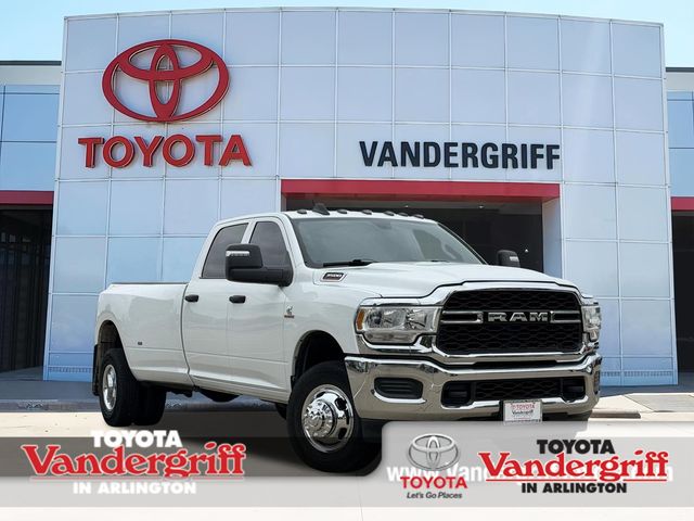 2023 RAM 3500 Tradesman 4X4 Crew Cab LWB's photo