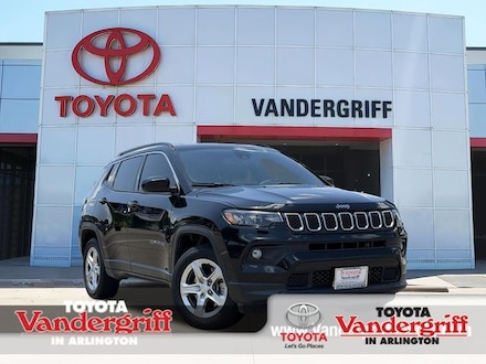 2023 Jeep Compass Latitude SUV