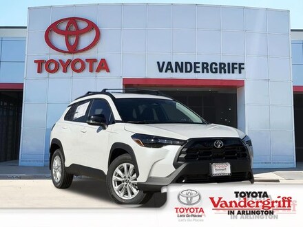 2026 Toyota Corolla Cross LE SUV