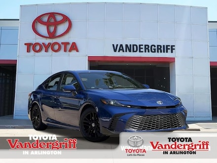 2025 Toyota Camry SE Sedan