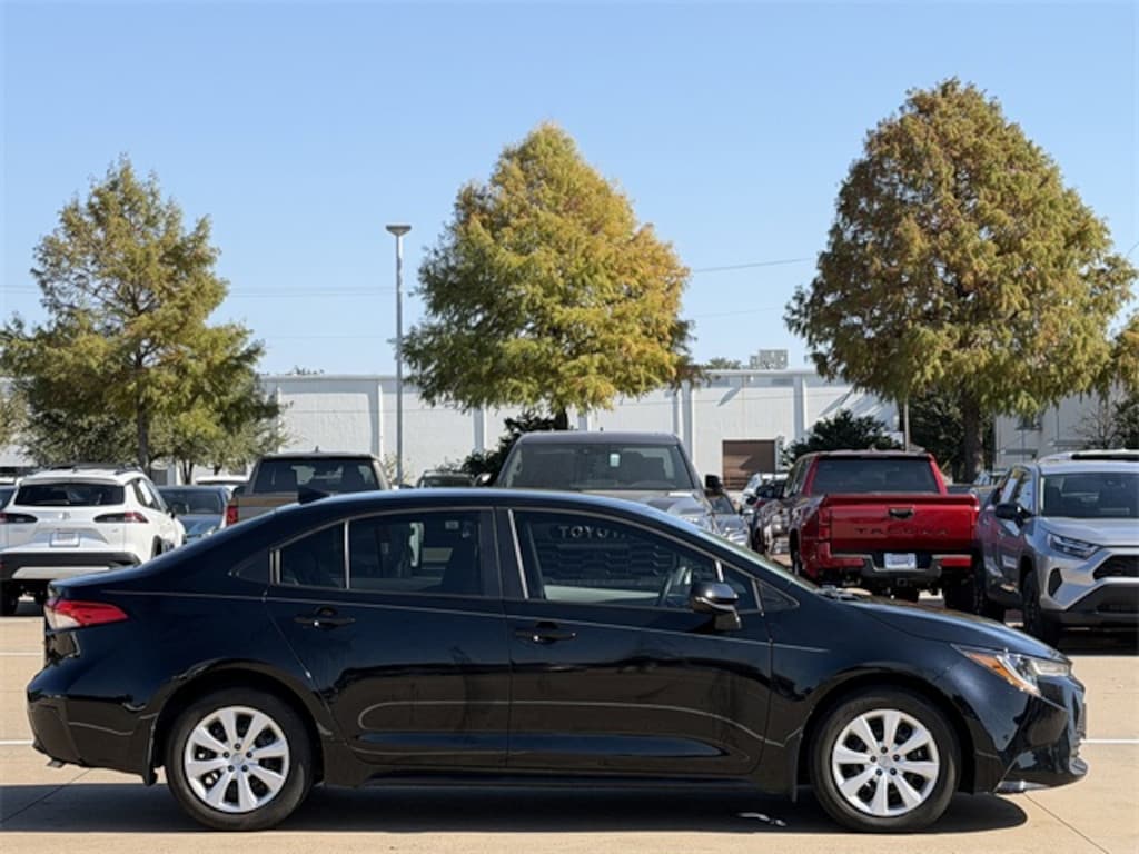 Certified 2024 Toyota Corolla LE Sedan