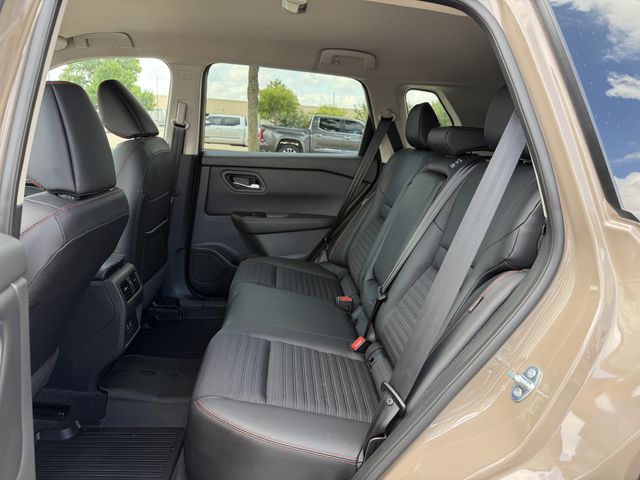2025 Nissan Rogue Rock Creek - Photo 27