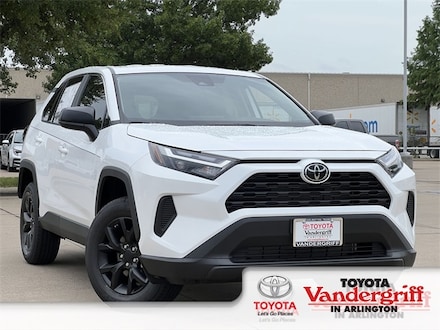 2025 Toyota RAV4 LE SUV