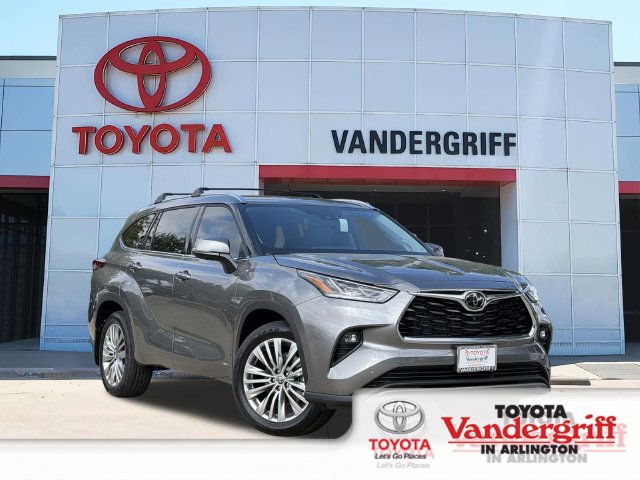 2026 Toyota Highlander Hybrid Platinum SUV