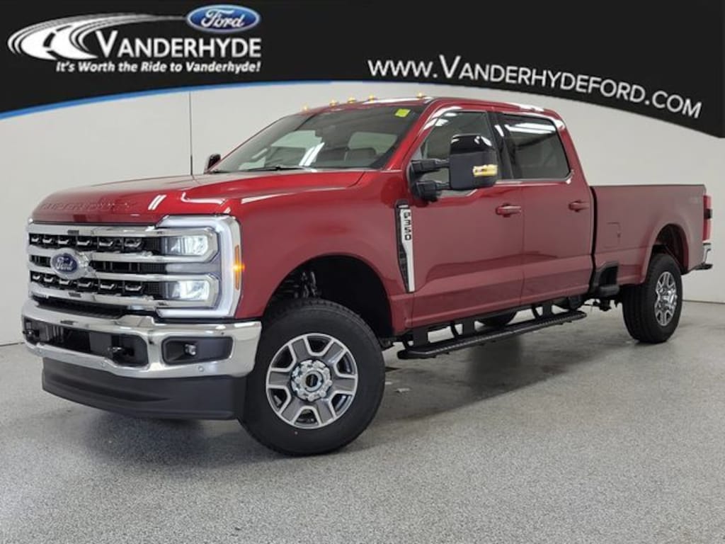 New 2026 Ford Super Duty F-350 SRW Lariat Truck