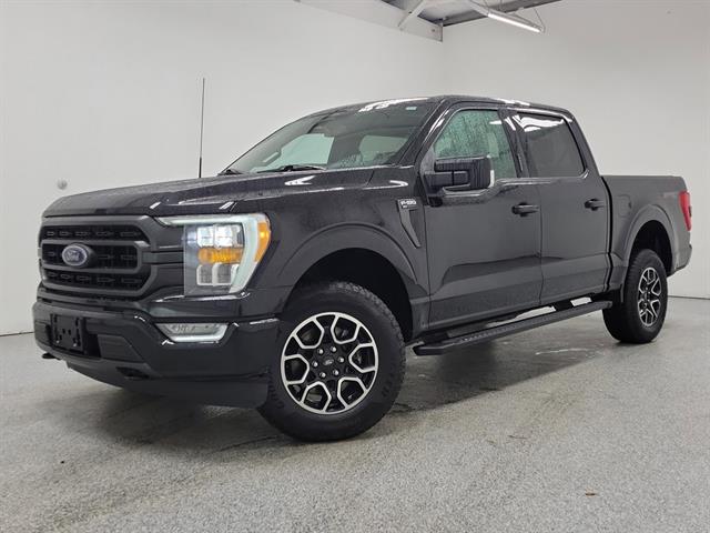2022 Ford F-150 XLT's photo
