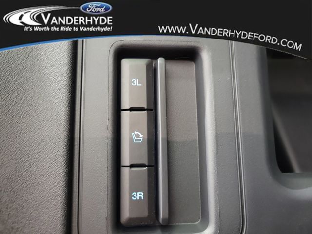 2025 Ford Expedition Active - Photo 9