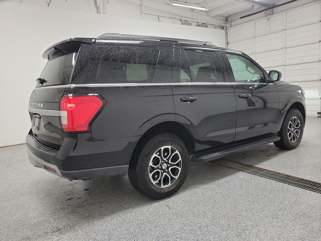 Used 2024 Ford Expedition XLT Sport Utility