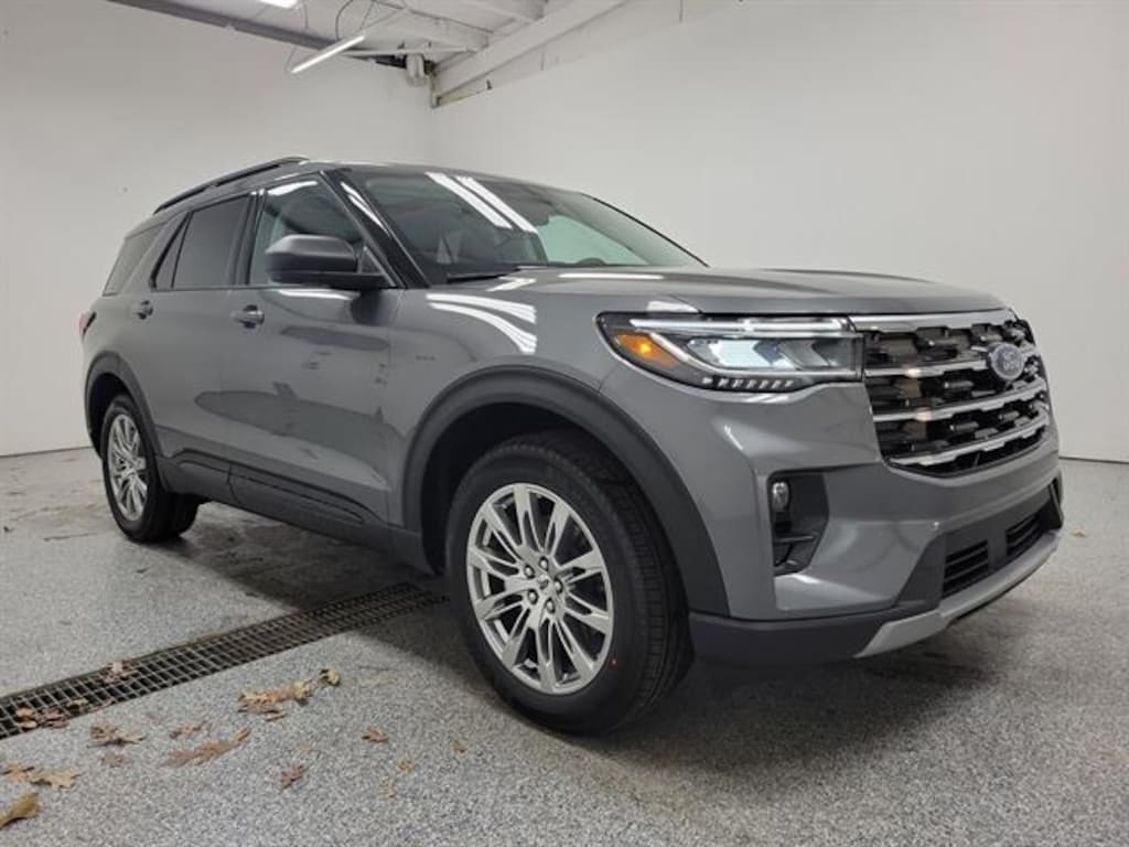 New 2026 Ford Explorer Active SUV
