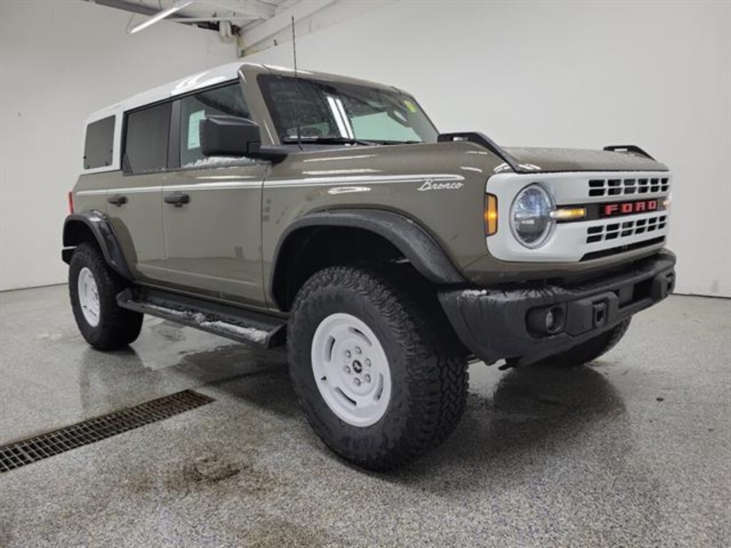 New 2026 Ford Bronco Heritage Edition SUV