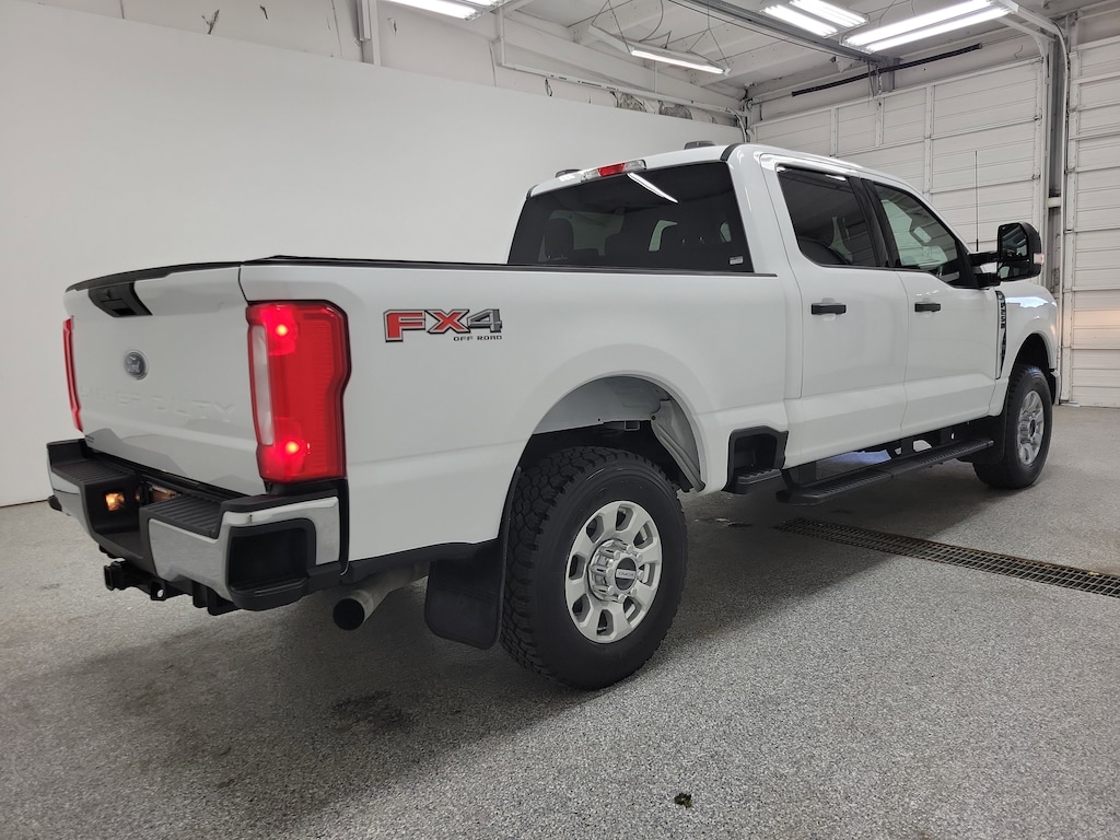 Used 2024 Ford Super Duty F-250 SRW XLT Truck