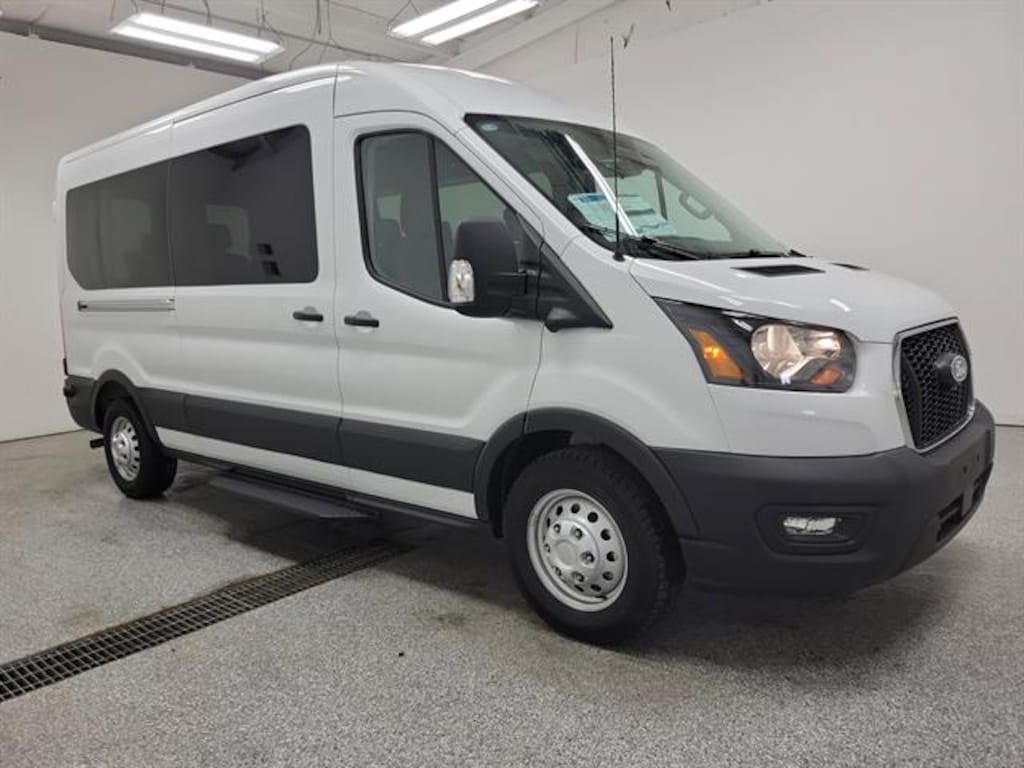 New 2026 Ford Transit Passenger Wagon XL Wagon Medium Roof Van