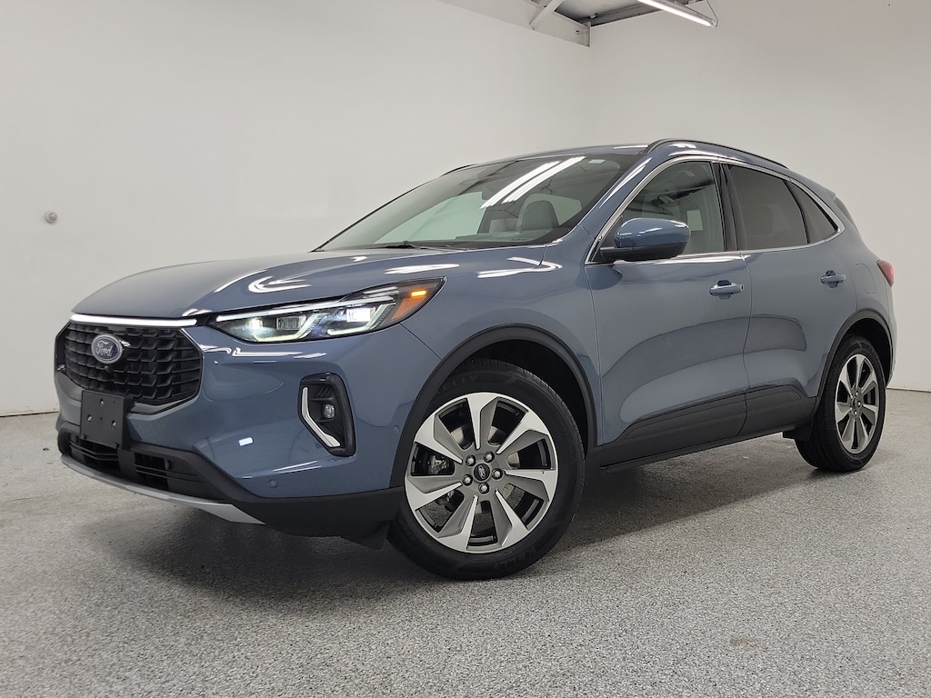 Used 2023 Ford Escape Platinum Sport Utility