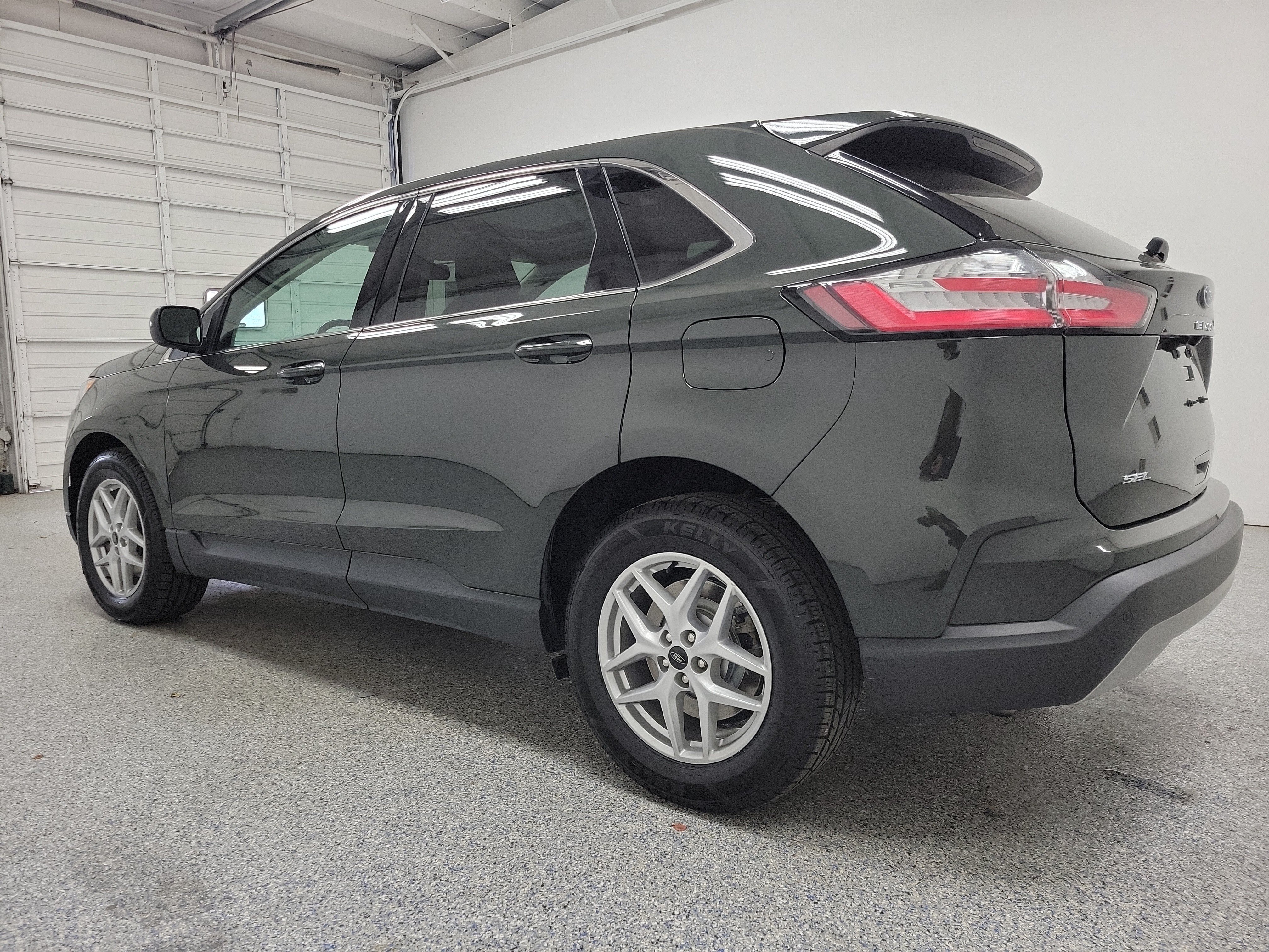 Used 2023 Ford Edge SEL Sport Utility