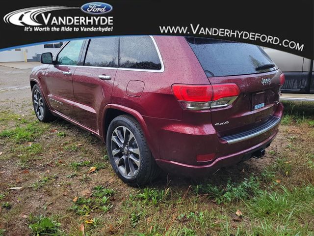 2017 Jeep Grand Cherokee Overland photo 2