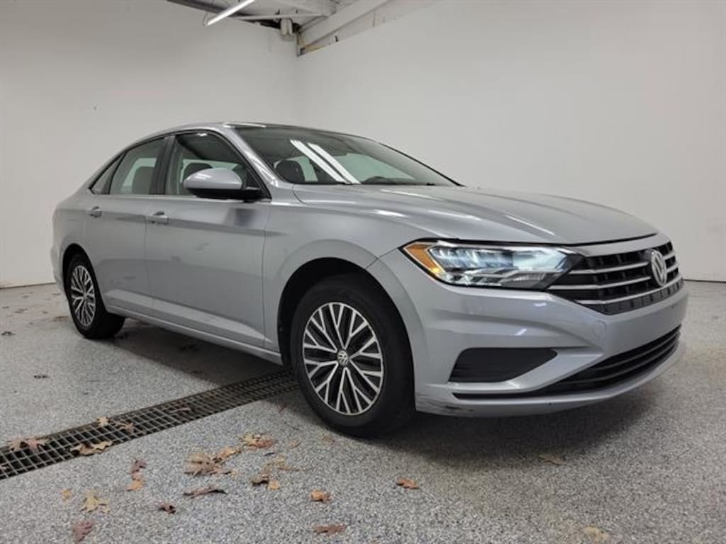 Used 2019 Volkswagen Jetta 1.4T R-Line Ulev