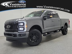 2026 Ford F-250SD Lariat Truck