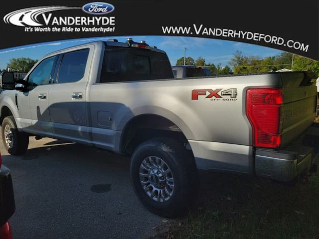 Used 2022 Ford Super Duty F-350 SRW XLT Truck