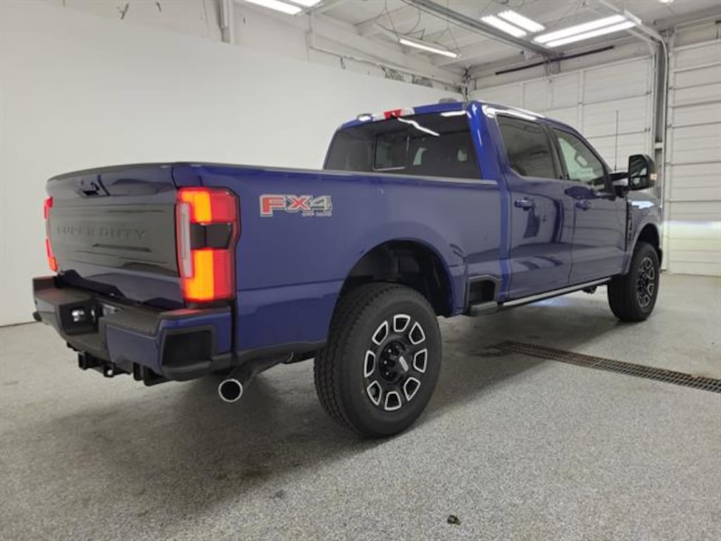 New 2026 Ford Super Duty F-250 SRW Platinum Truck Crew Cab
