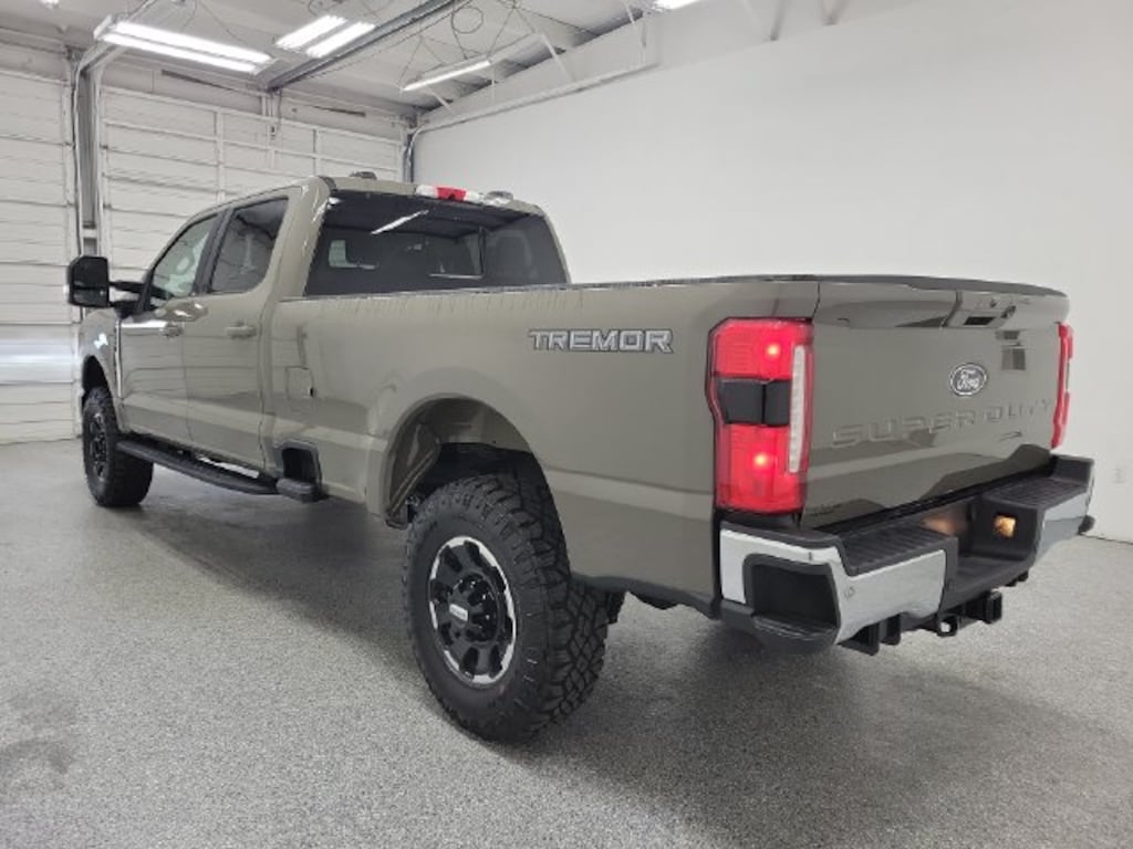 New 2027 Ford F-350SD XLT Truck