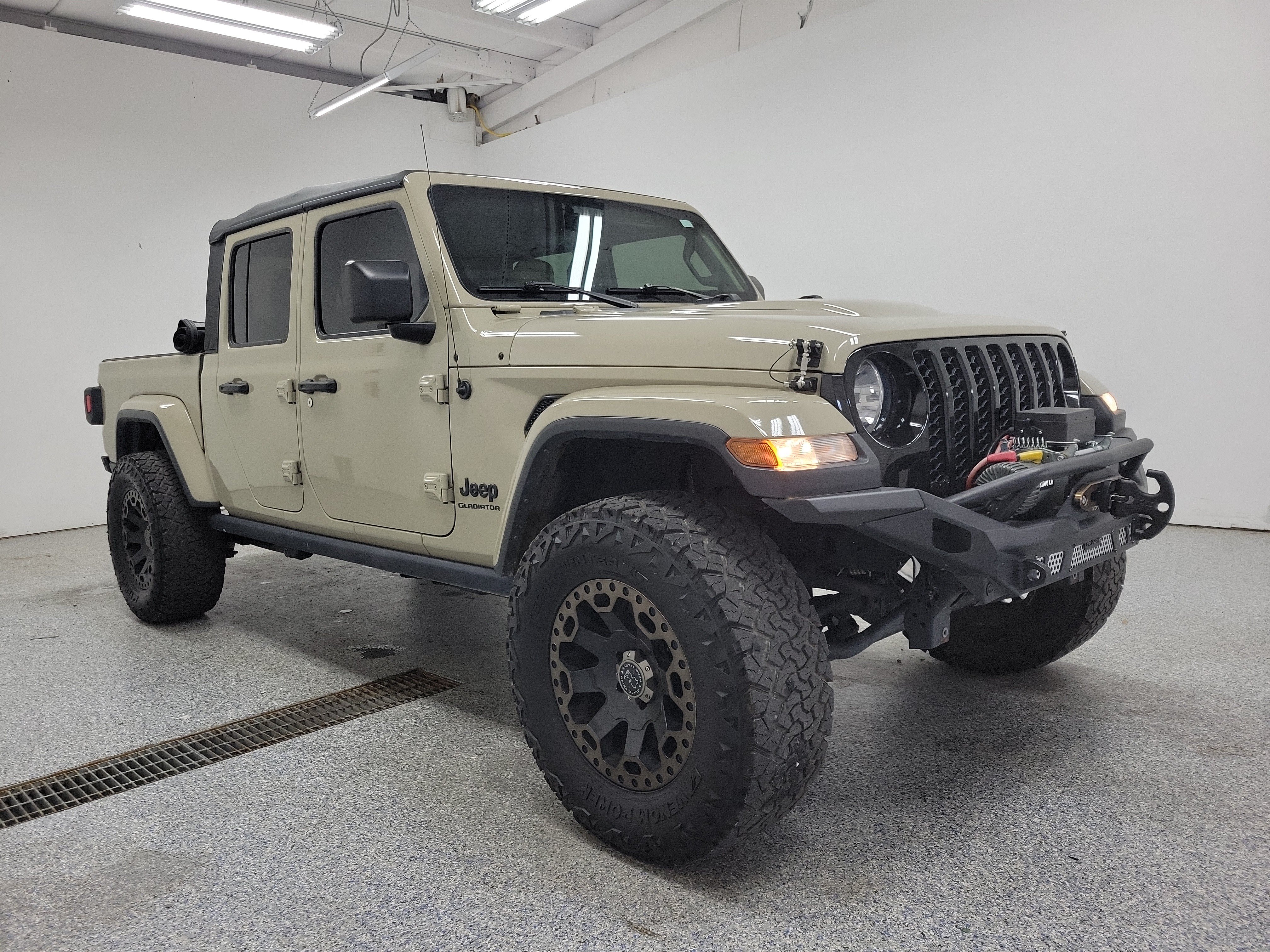 Used 2022 Jeep Gladiator Willys Truck