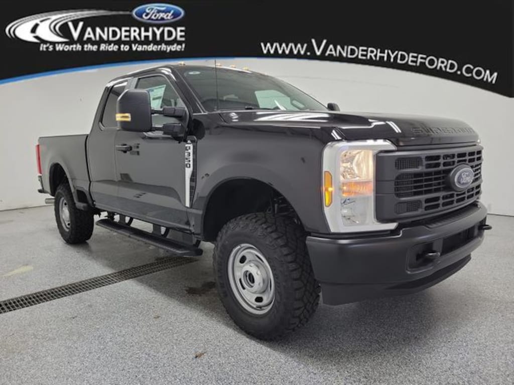 New 2026 Ford Super Duty F-350 SRW XL Truck