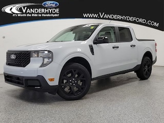 2025 Ford Maverick XLT Truck