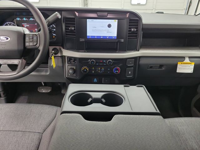 2026 Ford F-350 Super Duty XL - Photo 14