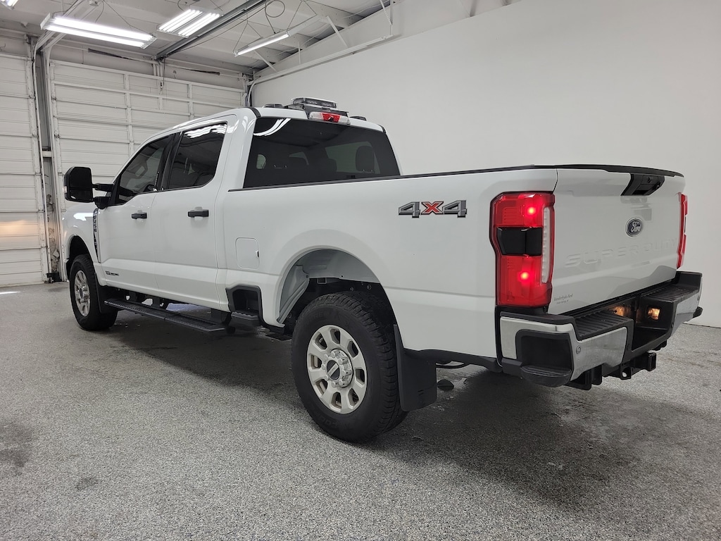 Used 2024 Ford Super Duty F-250 SRW XLT Truck