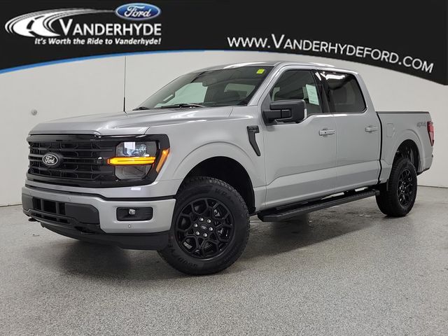 2025 Ford F-150 XLT's photo