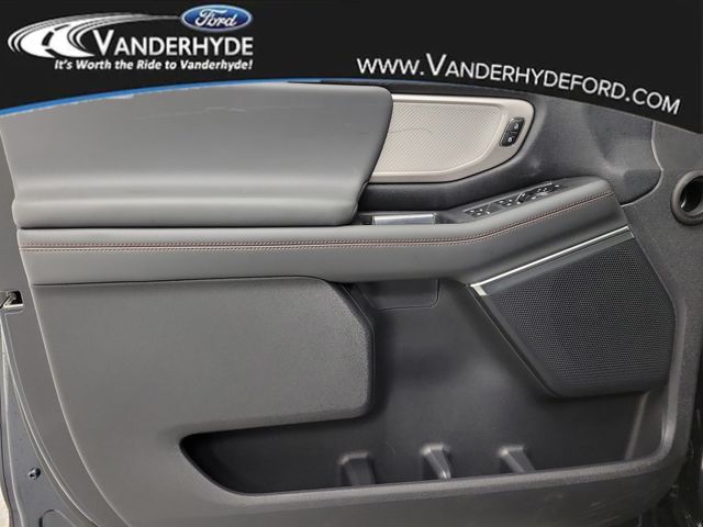 2025 Ford Expedition Active - Photo 19