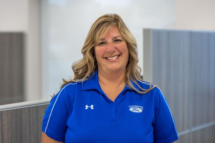 Staff member Sandra Balcam from ID_8550464afbd2