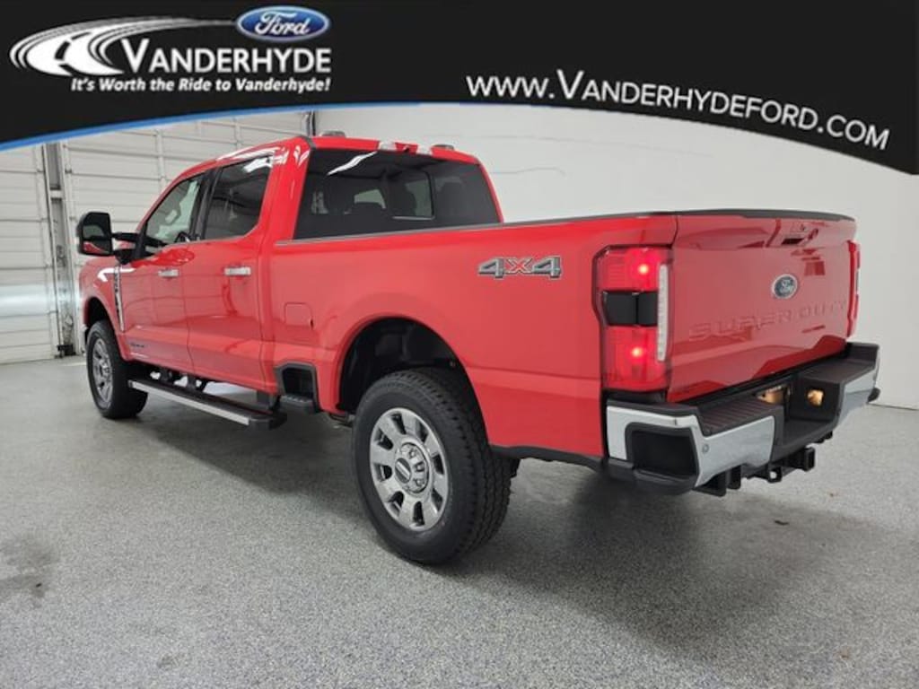 New 2026 Ford Super Duty F-250 SRW Lariat Truck