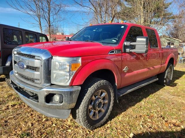 2012 Ford F-350 Super Duty Lariat's photo