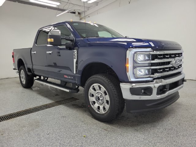 New 2027 Ford F-250SD Lariat Truck