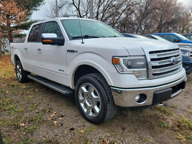 2013 Ford F-150 Lariat photo 2