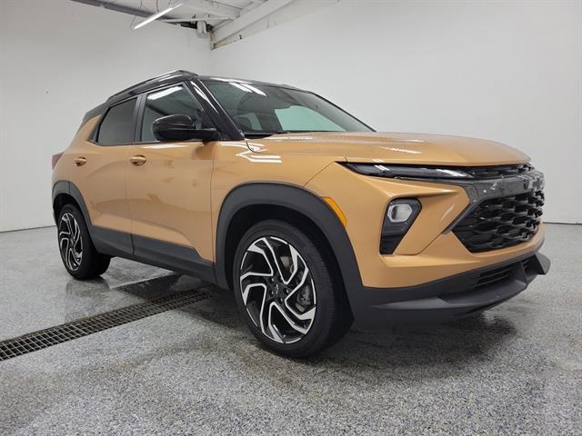 2024 Chevrolet Trailblazer RS photo 2