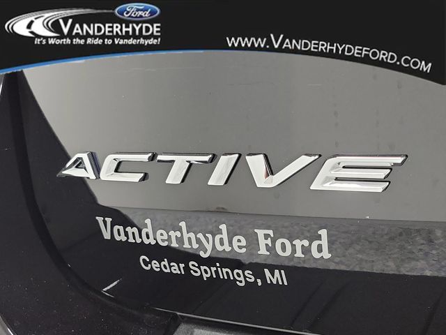 2026 Ford Explorer Active - Photo 6