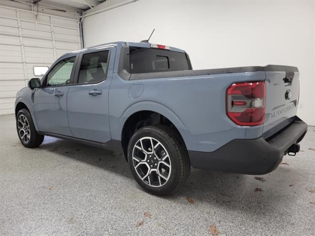 New 2025 Ford Maverick Lariat TRUCK