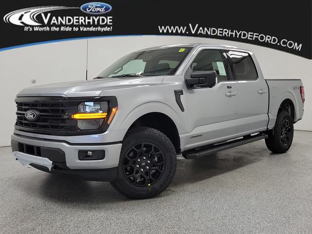 2025 Ford F-150 XLT's photo