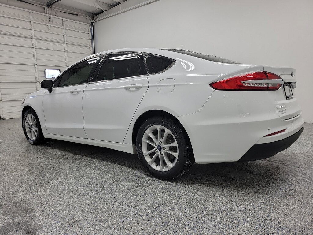 Used 2020 Ford Fusion SE Sedan